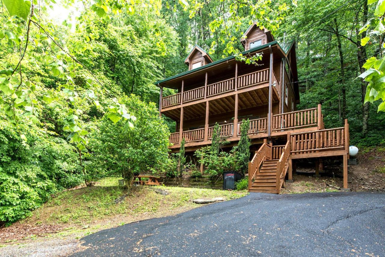 Cabin Of Dreams, 3 Bedroom Water View, Wifi, Hot Tub, Pool Table, Sleep 8 Sevierville Exterior photo